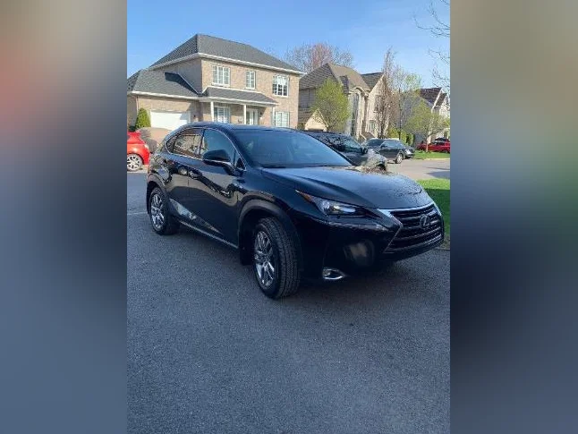 Lexus NX 200t thumbnail 2