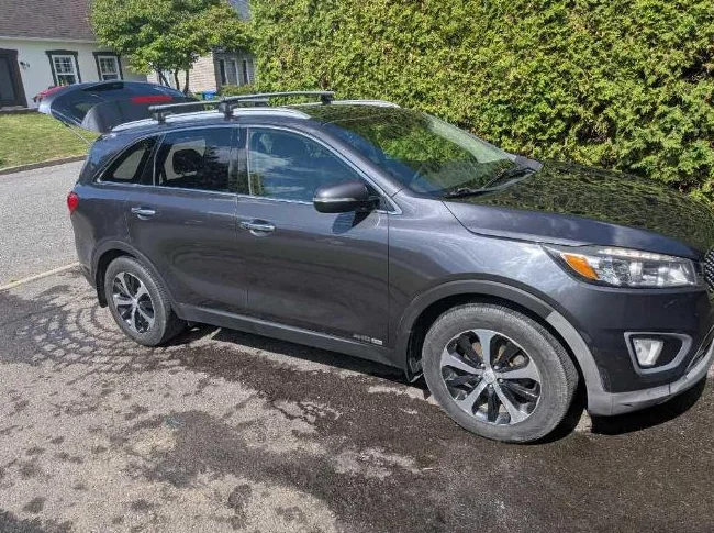2017 Kia Sorento EX V6 AWD — 160 000 km thumbnail 3