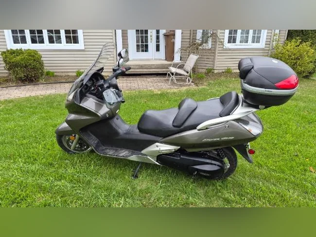 Moto Honda Silverwing 2005 FSC 600cc