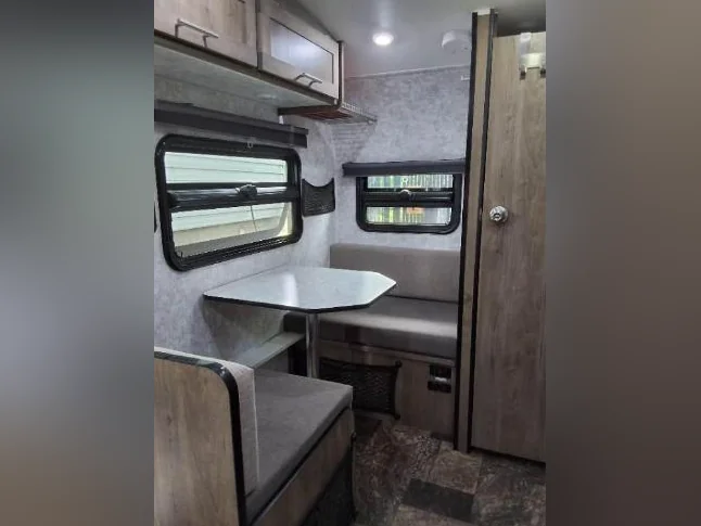 Roulotte Prolite Lounge 2019 thumbnail 4