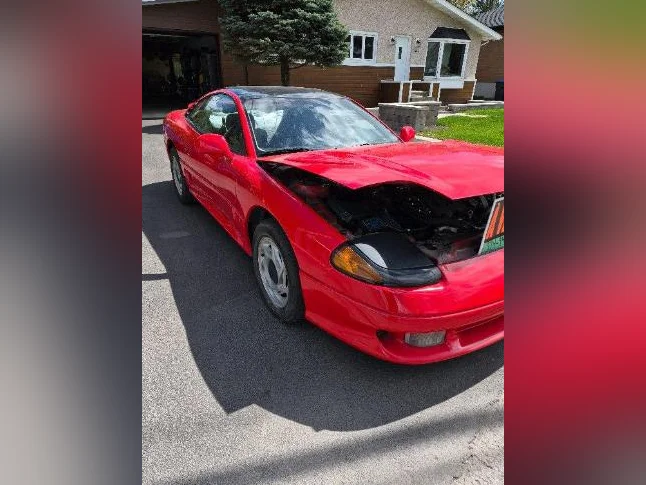 Dodge Stealth R/T 1991  3.0 Litres 24 valves  112950 KL  jamais utilisé l,hiver , mécanique entretenu par propriétaire. thumbnail 4