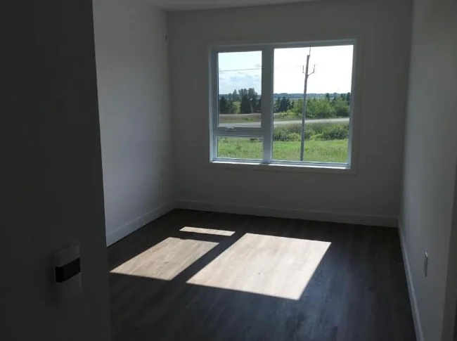 CONDO À LOUER thumbnail 6