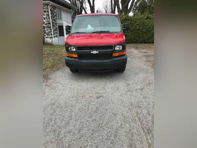 van express 3500 thumbnail 2
