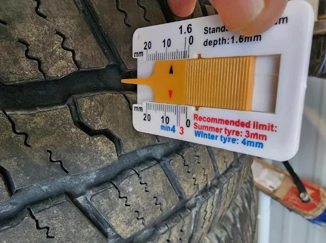 3 pneus d’été 275/60R20 Goodyear Wrangler, 150$ pour les 3 pneus thumbnail 3