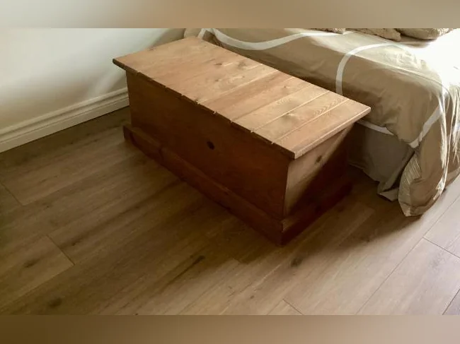 Coffre en bois