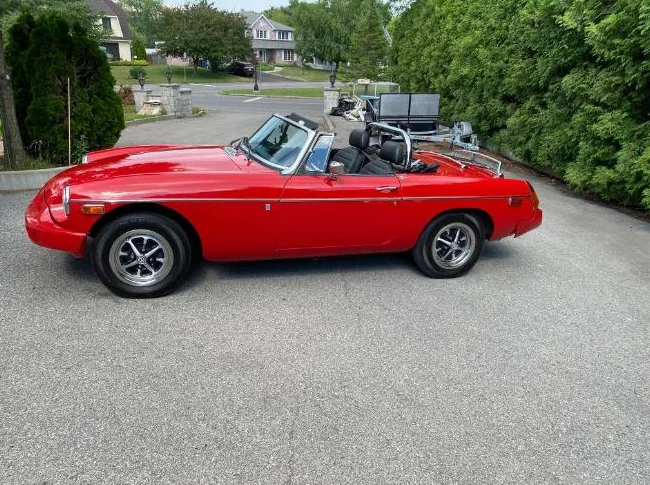 MGB ROUGE BRITISH CAR 1977 thumbnail 3