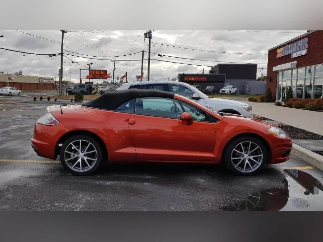 Mitsubishi Eclipse convertible spyder 2011 thumbnail 2