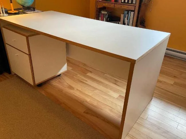 Bureau et caisson