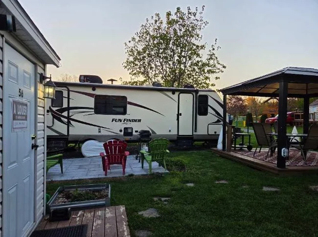 Terrain de camping aménagé et entretien, à louer du1 au 30 août 2026-Beaumont, Québec thumbnail 3