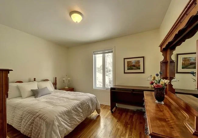 MAISON À LOUER DANS UN SECTEUR DE CHOIX À VICTORIAVILLE - SOIGNEUSEMENT ENTRETENUE - PRÈS DE TOUS LES SERVICES thumbnail 5