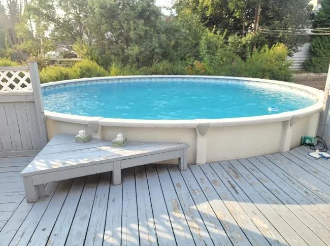 Piscine 24 pieds, 48 po hauteur, à vendre thumbnail 2