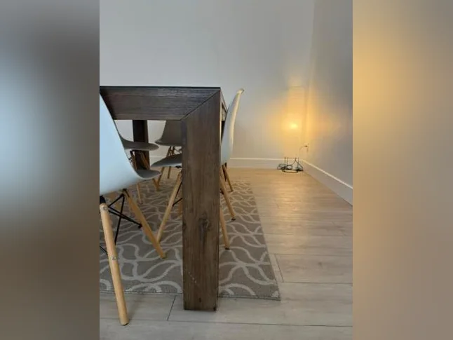 Ensemble table et 6 chaises thumbnail 8