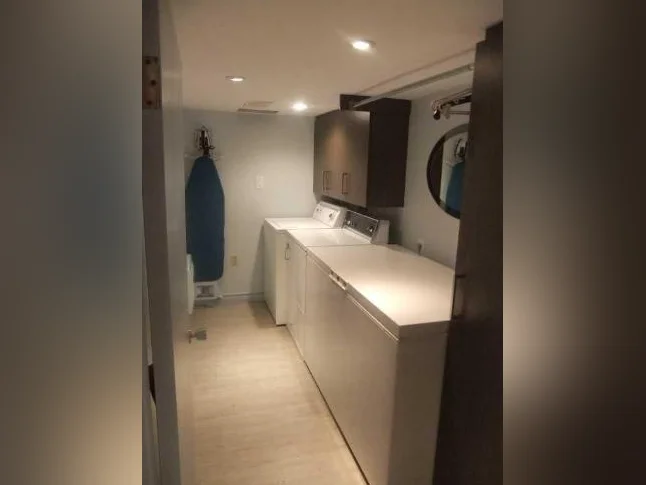 Chambre à l'étage avec évier thumbnail 8