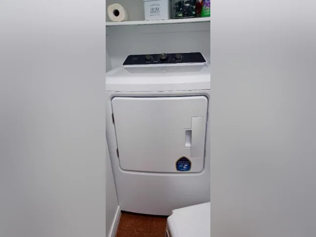A vendre laveuse et secheuse midea