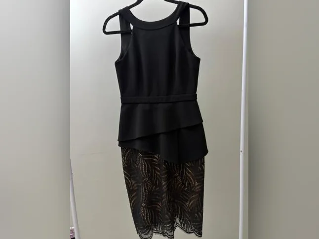 Robe noire BCBG
