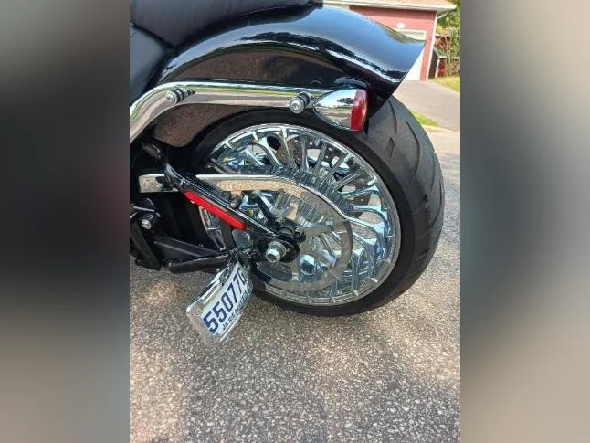 Harley Daivdson Softail Breakout 2016 thumbnail 7