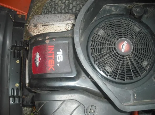 TRACTEUR À GAZON thumbnail 7