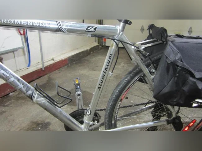 vélo minelli equipé thumbnail 2