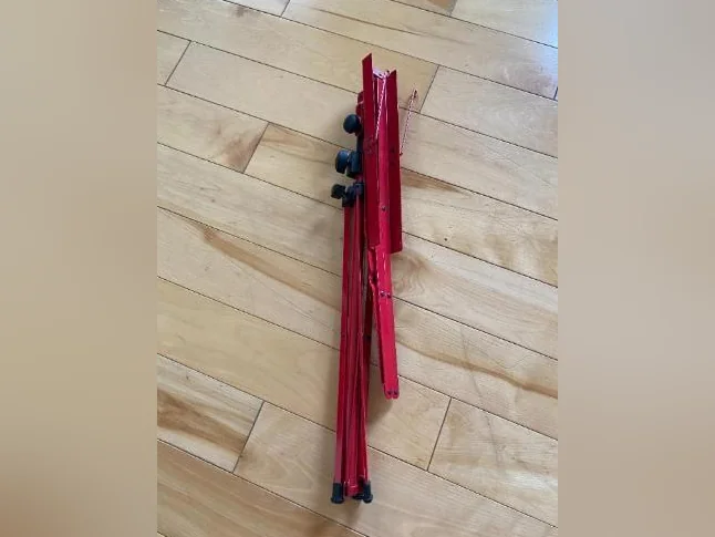 Pupitre de musique / chevalet pliable en excellent état