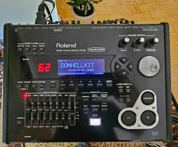 DRUM ÉLECTRONIQUE PROFESSIONNEL ROLAND TD-30 PRÊT À JOUER thumbnail 3