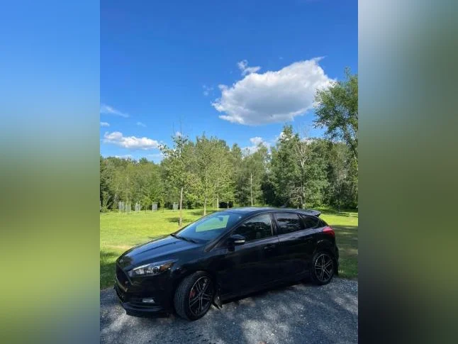 Ford Focus ST 2015 thumbnail 3