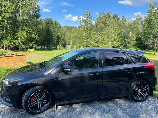 Ford Focus ST 2015 thumbnail 4