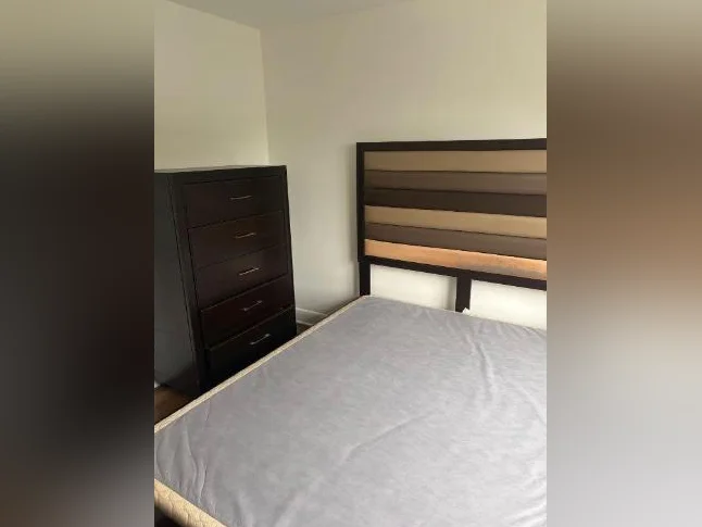 Set de chambre thumbnail 3