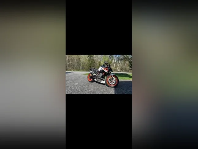 Moto KTM duke thumbnail 7