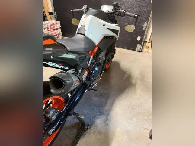 Moto KTM duke thumbnail 4