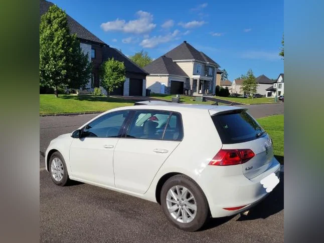 Volkswagen Golf TSI 1.8 Automatique_VENTE D'ACCOMODATION thumbnail 2