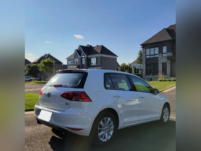 Volkswagen Golf TSI 1.8 Automatique_VENTE D'ACCOMODATION thumbnail 4