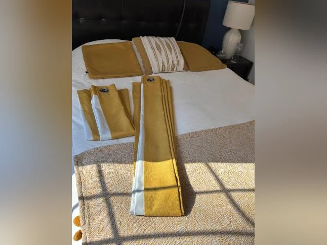 Housse de couette QUEEN blanc cassé et accessoires thumbnail 6