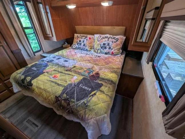 Roulotte Jayco Eagle Super lite - 32 pieds située au Camping Thom2 thumbnail 8