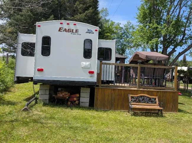Roulotte Jayco Eagle Super lite - 32 pieds située au Camping Thom2 thumbnail 3