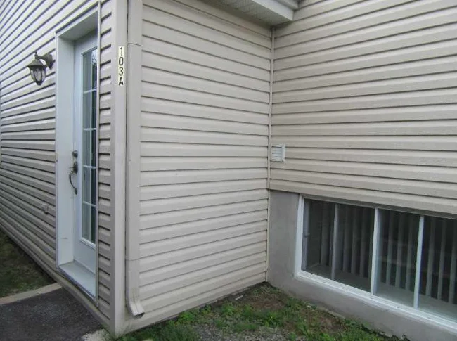 Logement 3 1/2 à louer thumbnail 10