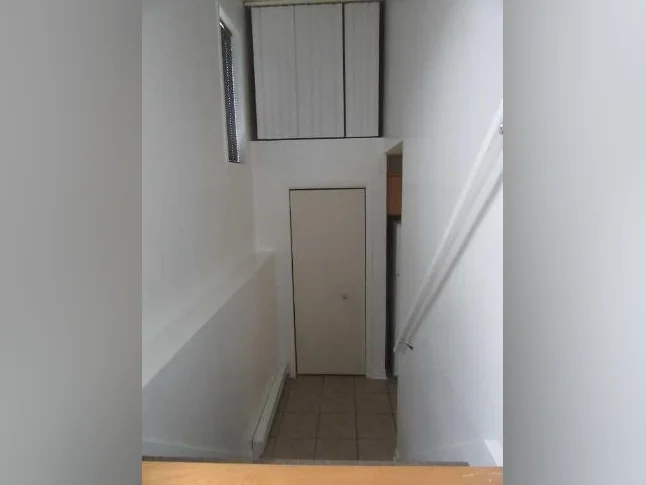 Logement 3 1/2 à louer thumbnail 9