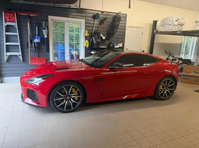 F Type SVR Jaguar