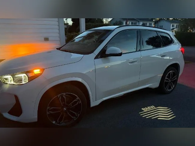 BMW X1 2023 M-SPORT, PREMIUM PACKAGE (GARANTIE JUSQU’AU 13 JANVIER 2030) thumbnail 5