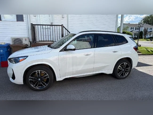 BMW X1 2023 M-SPORT, PREMIUM PACKAGE (GARANTIE JUSQU’AU 13 JANVIER 2030)