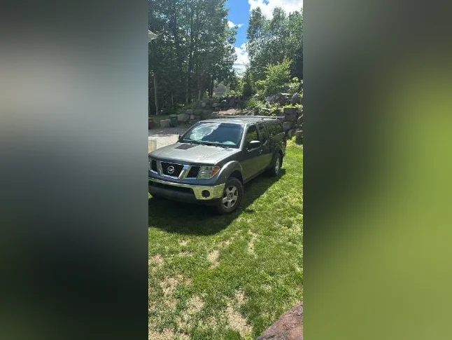 Nissan frontier thumbnail 3