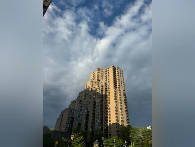 H2X3R2 LaCite Appartment Studio/McGill University, Period : August-october 2026