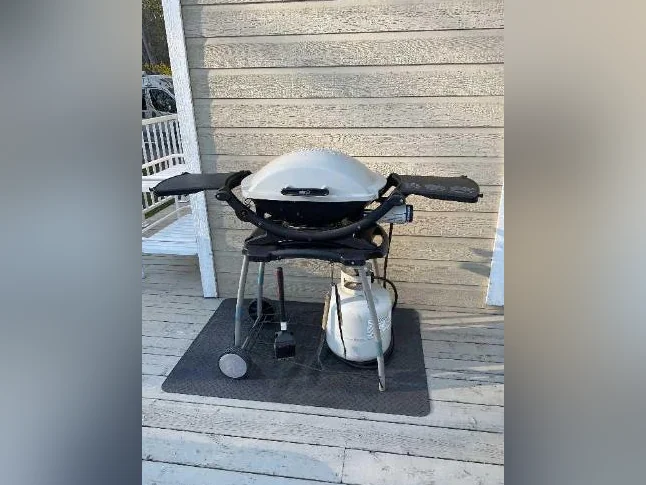 BBQ Weber thumbnail 2