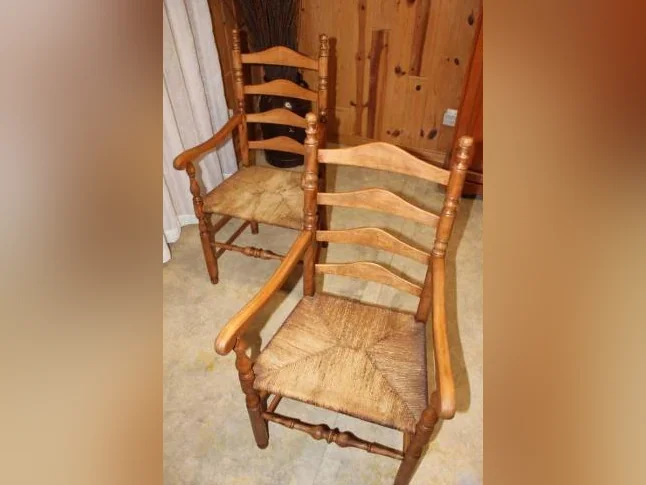 Chaises capitaines anciennes (1930) antique 25$ch, livrées thumbnail 5