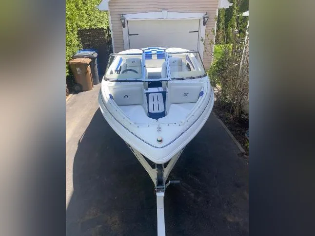 Bateau Starcraft, GT, 2018, pieds mer cruiser 4.3 l V6