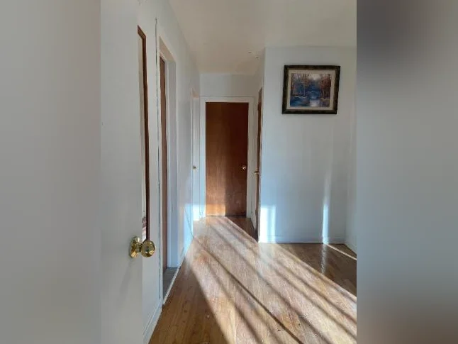 Superbe 5 ½  de 3 chambres offert en location. thumbnail 7