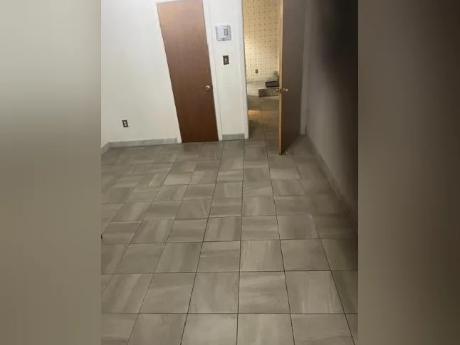 2 1/2 fraîchement rénové à louer dans Saint-Léonard.