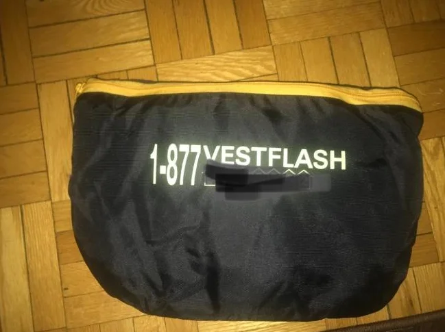 VESTE 21 LED CLIGNOTANTE INTENSE ont coûté 129$us, AUBAINE 79$/1 699$/10 ou 1499$/25 thumbnail 5