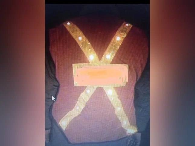 VESTE 21 LED CLIGNOTANTE INTENSE ont coûté 129$us, AUBAINE 79$/1 699$/10 ou 1499$/25 thumbnail 6