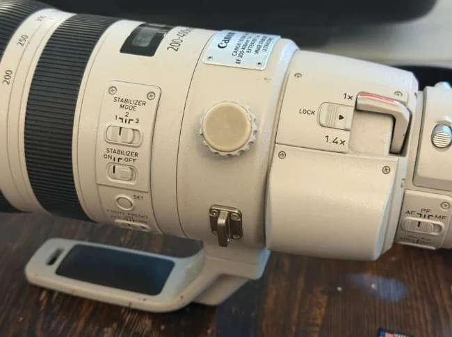 Canon EF 200-400 mm f/4L IS USM avec multiplicateur 1,4x intégré thumbnail 3