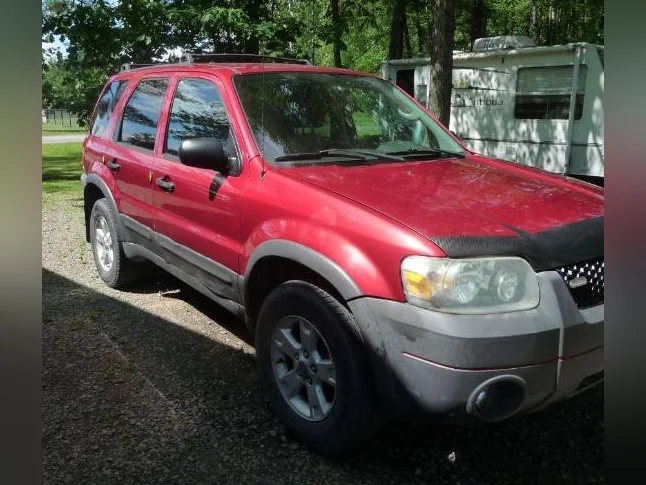 FORD ESCAPE 2005 thumbnail 2